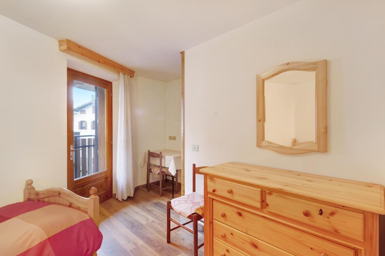 A Due Passi Valdidentro Apartman Isolaccia Kültér fotó